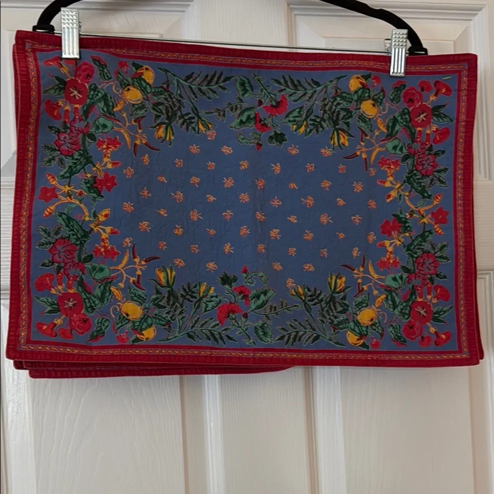 William Sonoma 100% Cotton French Country Placemats Blue and Red, Set of 4